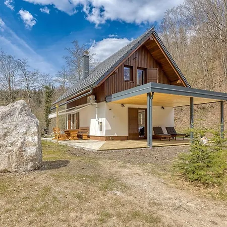 Riverside Stari Malni Kolpa * Осилница