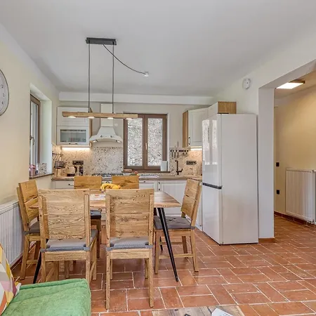 Riverside Stari Malni Kolpa *