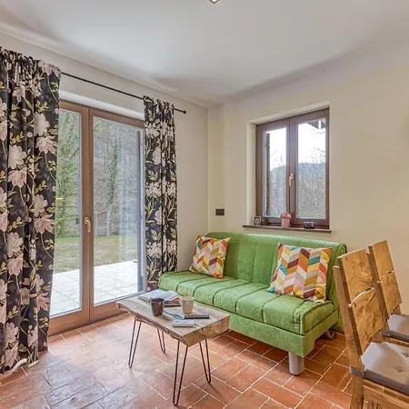 Riverside Stari Malni Kolpa *