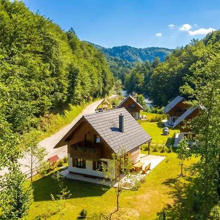 Riverside Stari Malni Kolpa Chalet *