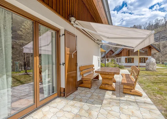 Riverside Stari Malni Kolpa Dağ evi